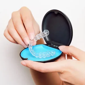 日曜診療インプラント・矯正相談（インビザライン）予約受付中-2